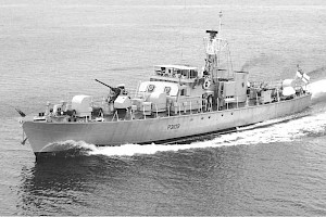 GREATFORD  in 1966 in the Far East with bow chaser.  (Internet source)