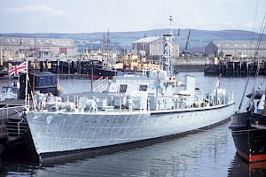 DROXFORD with Clyde RNR at Greenock 15 June 1974 – no armament fitted. BB Hargreaves